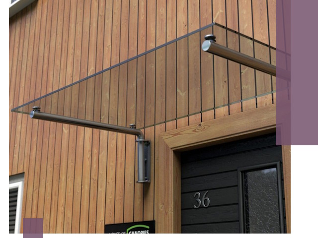 Стеклянные козырьки на входы и фасады в Рязани