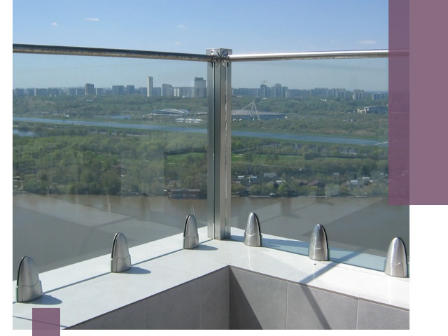 Стеклянные парапеты премиум класса в Рязани для домов и бизнесов